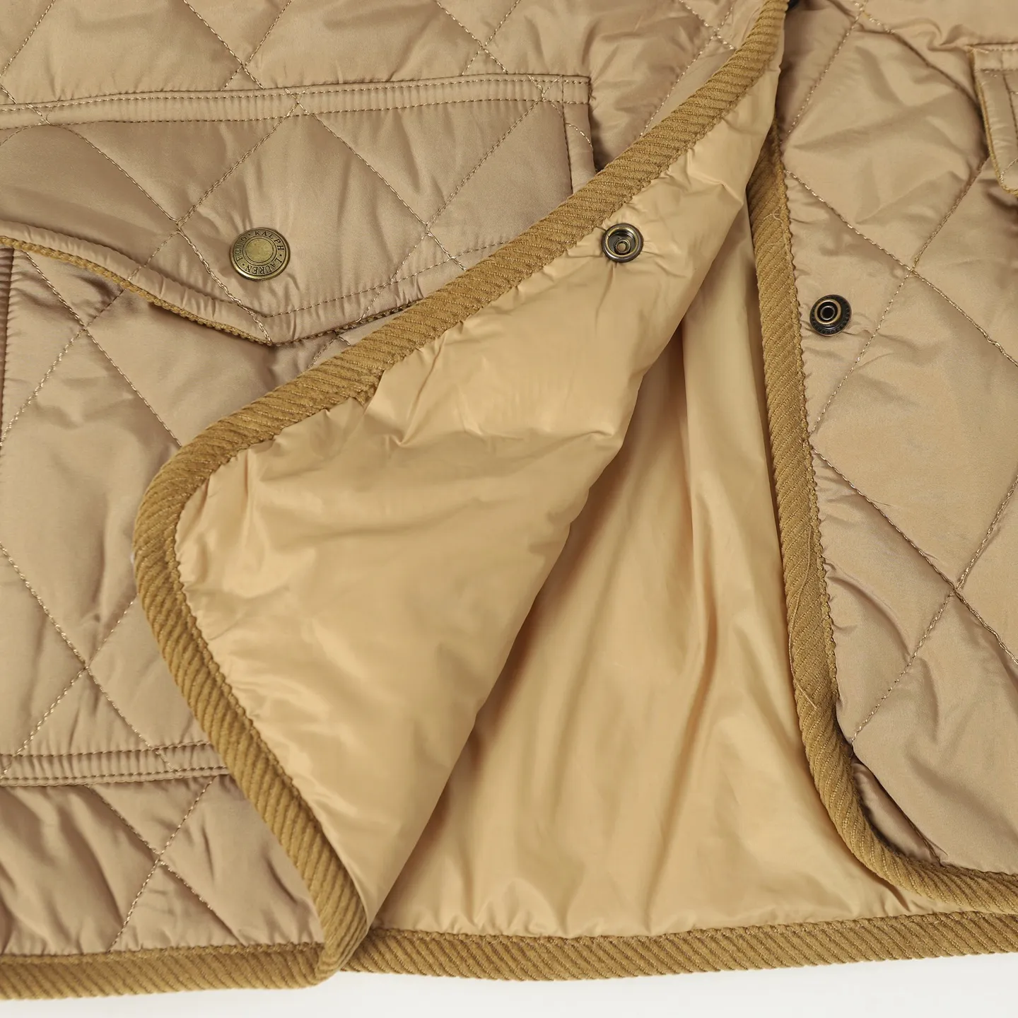 🅿️580 [High quality for women] RL Ralph Lauren's new diamond-shaped cotton jacket. The face is filled with imitation feather cotton. Three-in-one diamond-shaped quilted embroidery. Soft and comfortable. Warm and comfortable. The corduroy strips run through the whole body. No knots and no overlap. Artificial curling. Fine workmanship. No bloat. The upper body is light and not bloated. Soft and comfortable. Highly recommended. Size: S M L